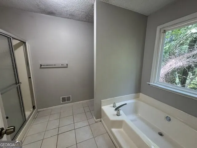 92 Fox DR Dallas, GA 30157