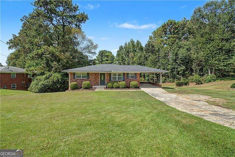 141 Cooper Lake RD SE Mableton, GA 30126