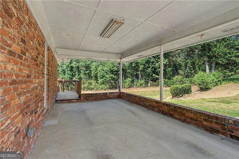 141 Cooper Lake RD SE Mableton, GA 30126