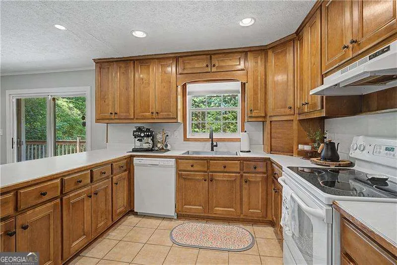 141 Cooper Lake RD SE Mableton, GA 30126
