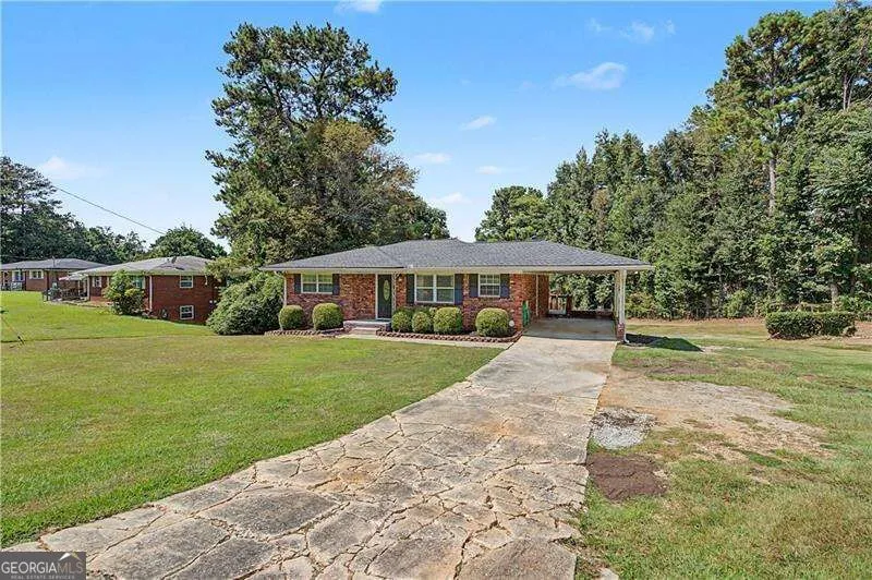 141 Cooper Lake RD SE Mableton, GA 30126