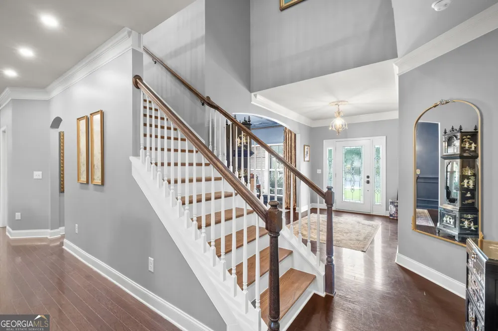 5110 Cecilia SQ Cumming, GA 30040