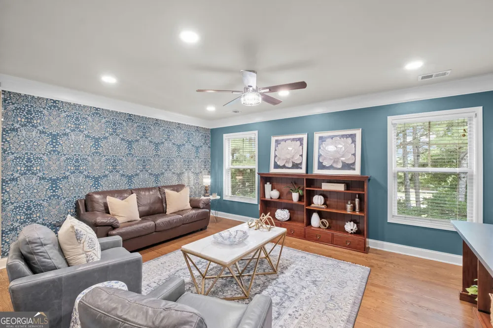 5110 Cecilia SQ Cumming, GA 30040