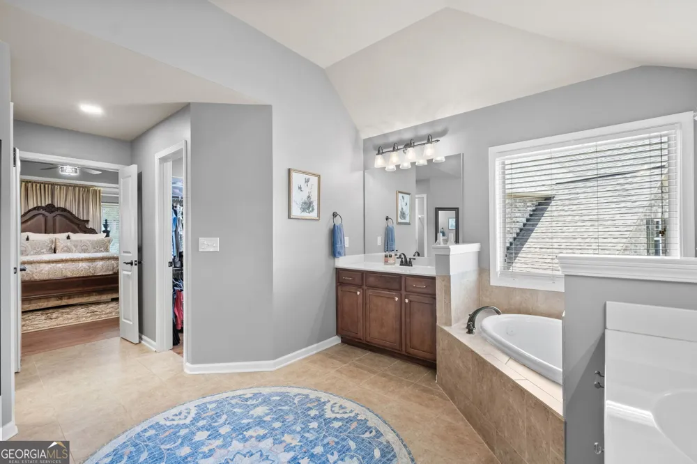 5110 Cecilia SQ Cumming, GA 30040