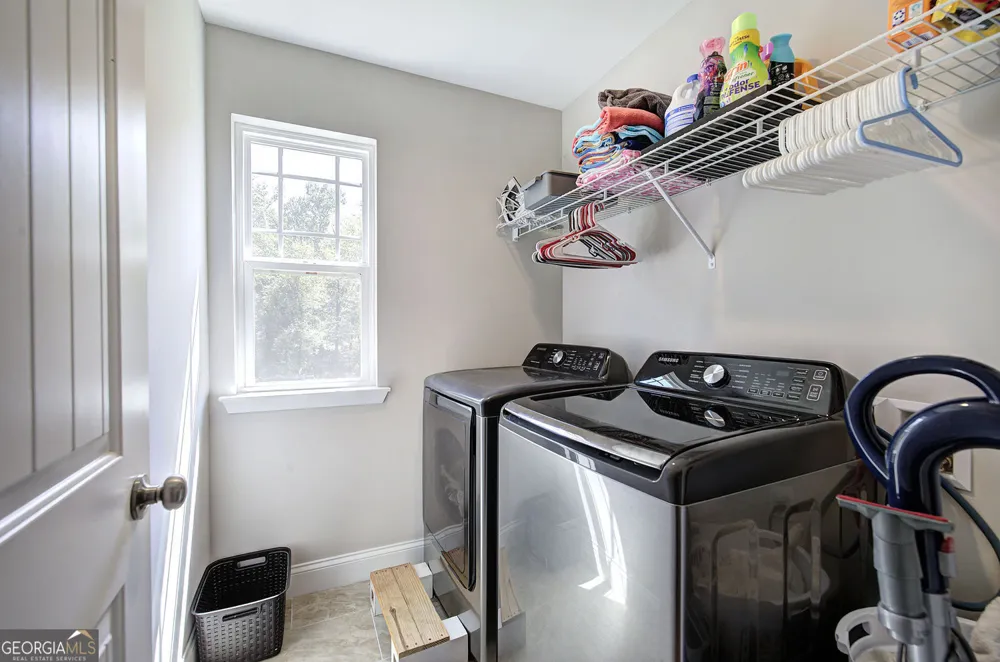 327 Larkspur DR SW Calhoun, GA 30701