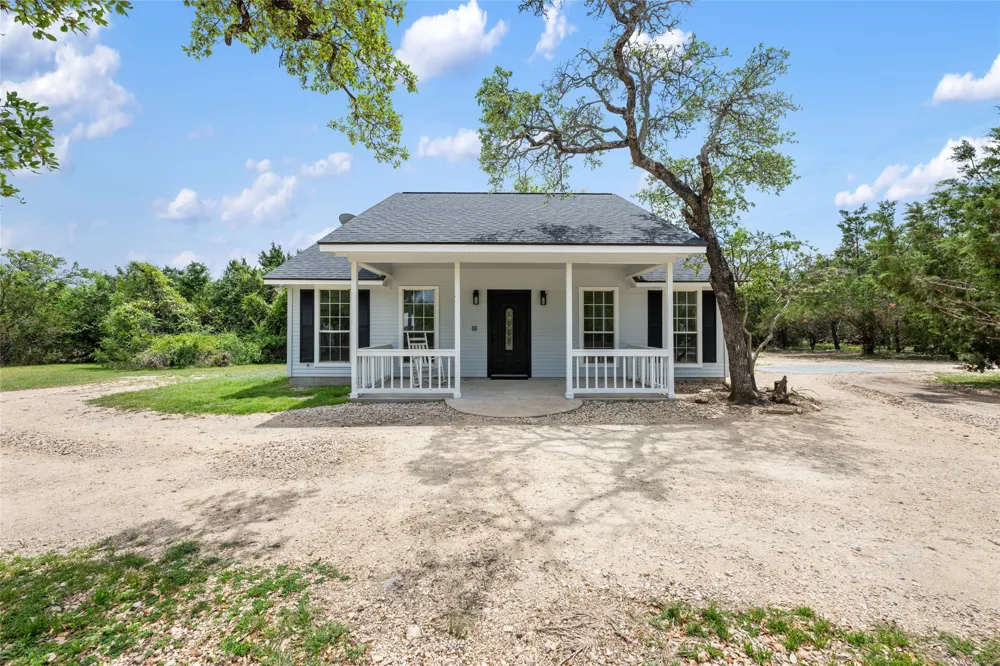 391 Liberty Drive Liberty Hill, TX 78642