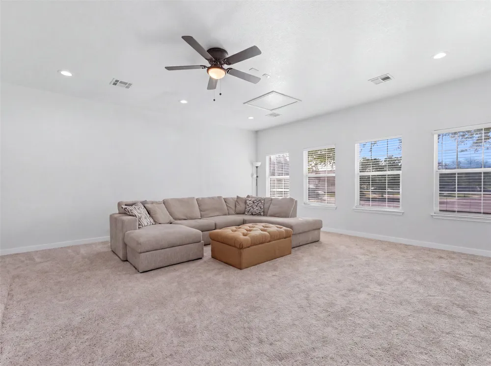 164 Caddis Cove Kyle, TX 78640