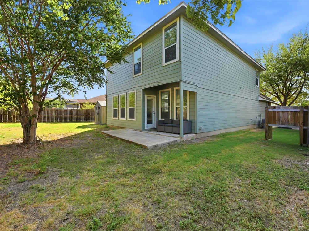 164 Caddis Cove Kyle, TX 78640
