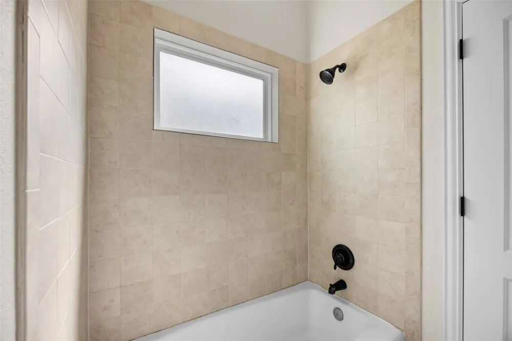 10409 Little Creek Circle Dripping Springs, TX 78620