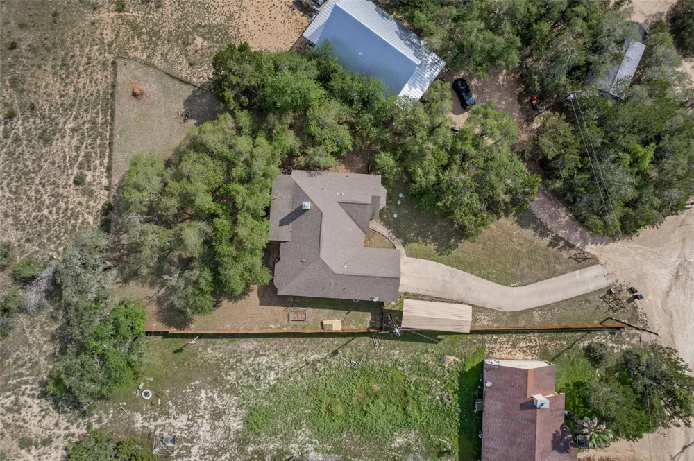 10409 Little Creek Circle Dripping Springs, TX 78620