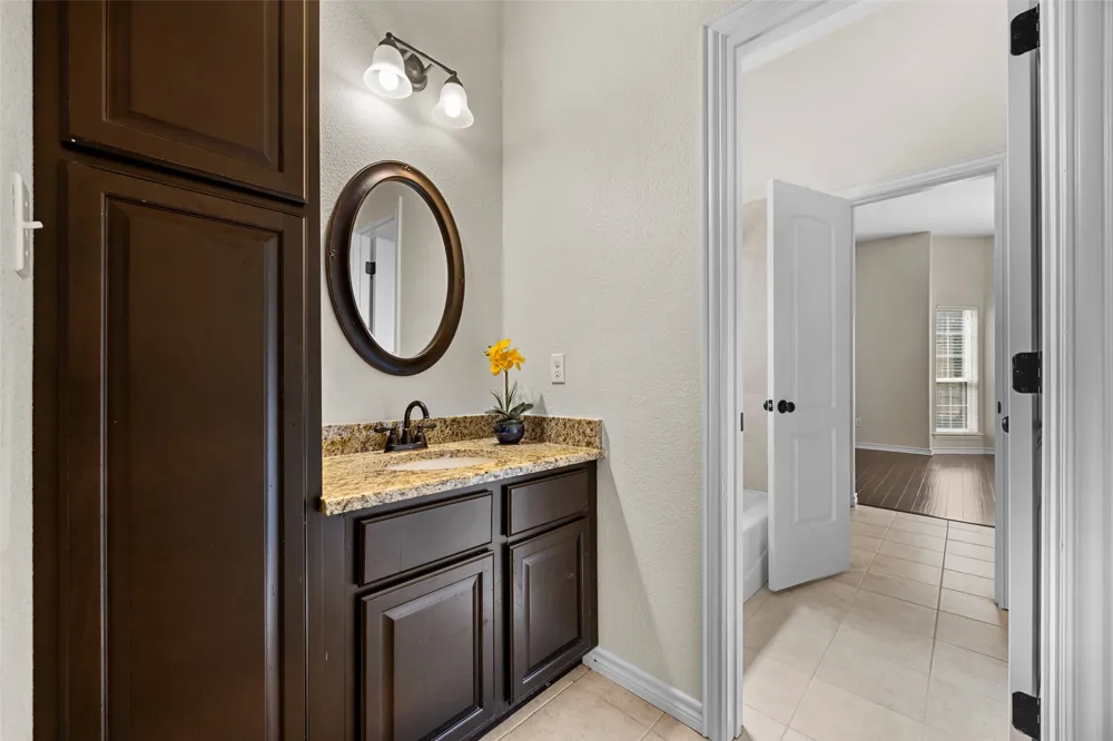 10409 Little Creek Circle Dripping Springs, TX 78620