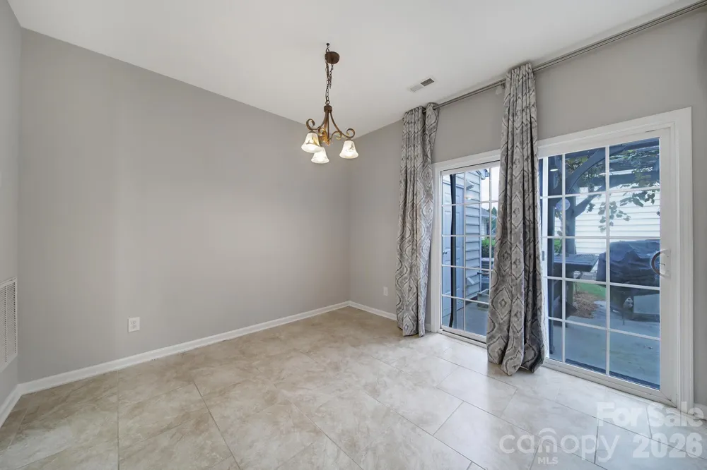 1168 Drummond Lane Matthews, NC 28104
