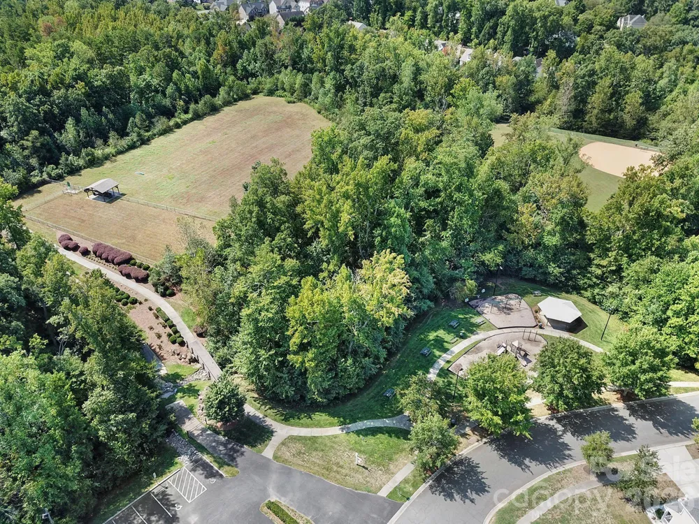 1168 Drummond Lane Matthews, NC 28104