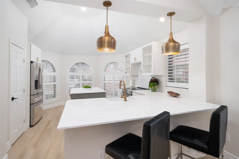 14604 Hemingway Court Addison, TX 75001