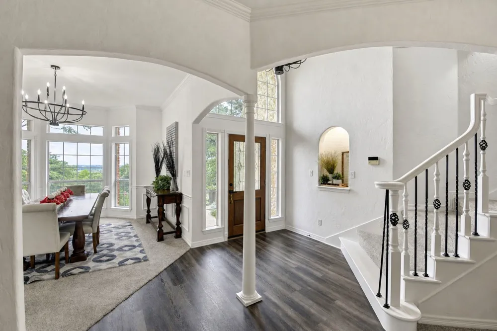 816 Lake View Court E Crowley, TX 76036