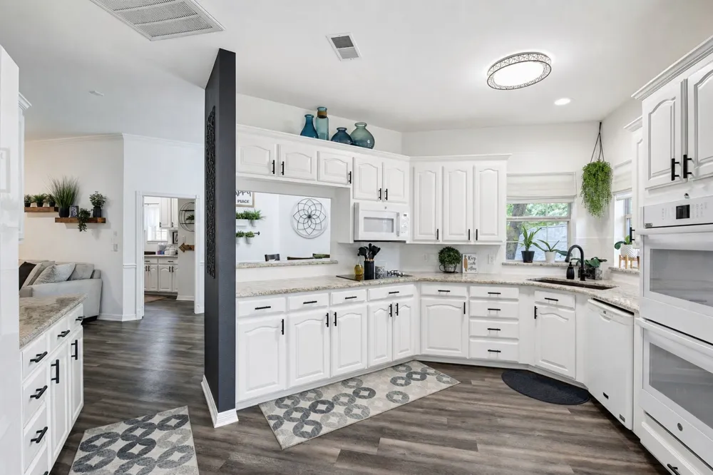 816 Lake View Court E Crowley, TX 76036