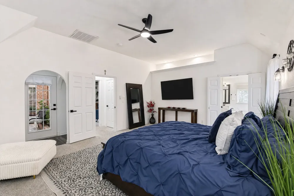 816 Lake View Court E Crowley, TX 76036