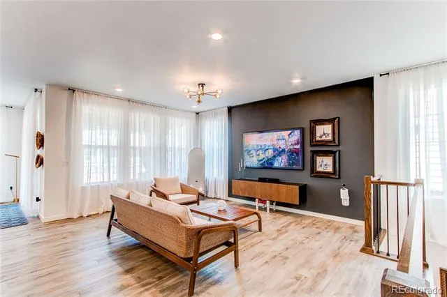 24197 E Ada Avenue Aurora, CO 80018