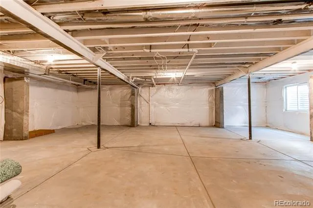 24197 E Ada Avenue Aurora, CO 80018