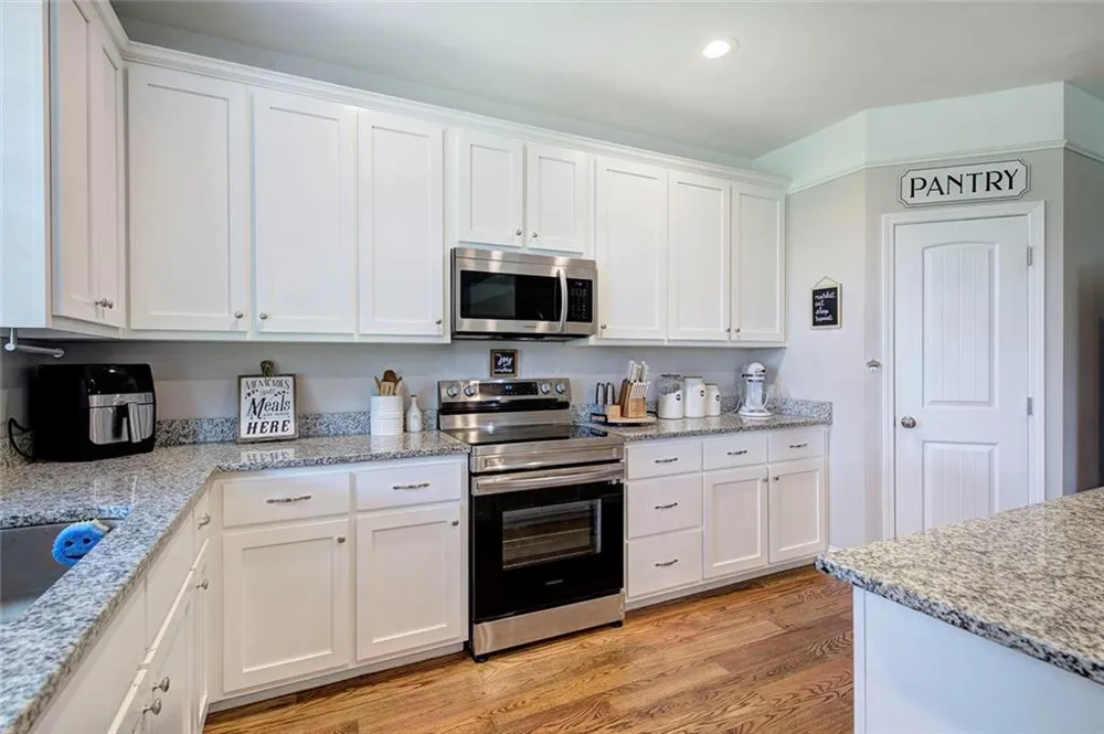 327 Larkspur Drive SW Calhoun, GA 30701