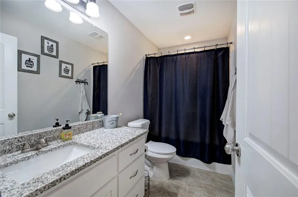 327 Larkspur Drive SW Calhoun, GA 30701