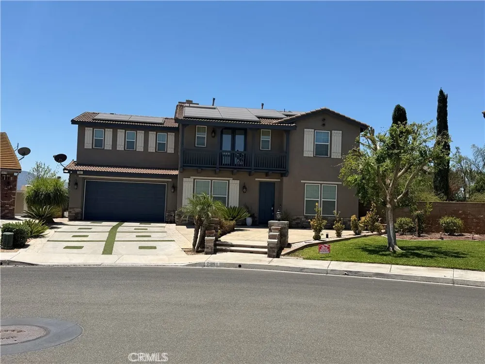 7961 Port Arthur Eastvale, CA 92880