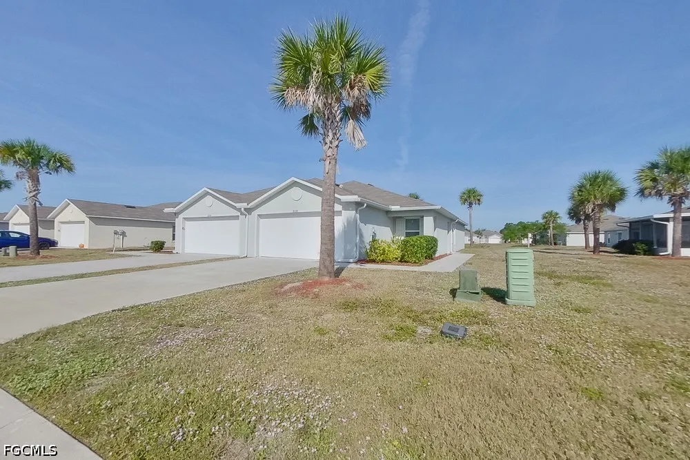 Gibraltar Lane Lehigh Acres, FL 33936