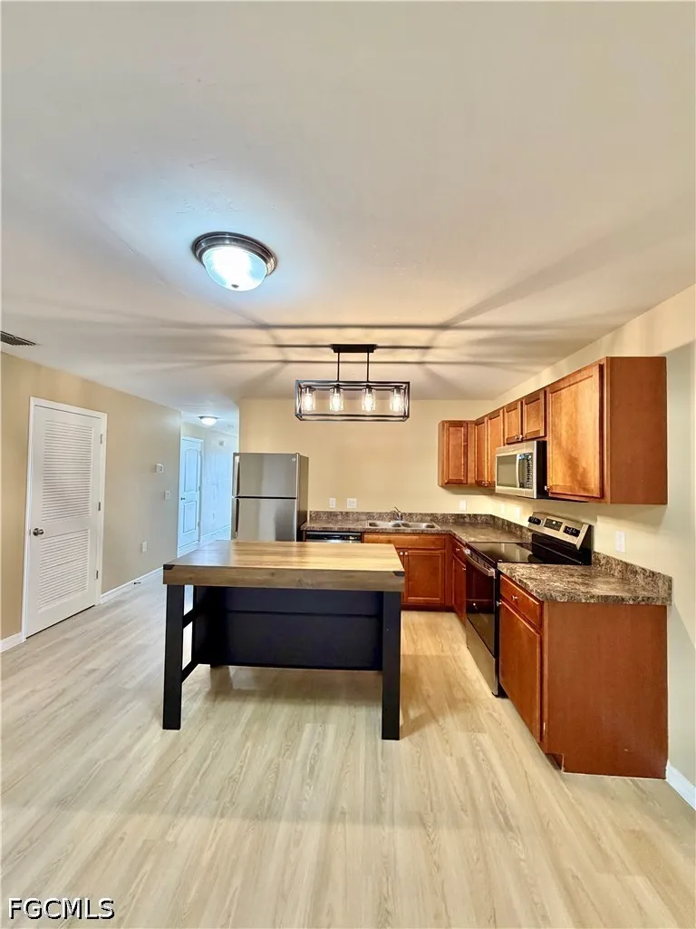 26th Street SW Lehigh Acres, FL 33976