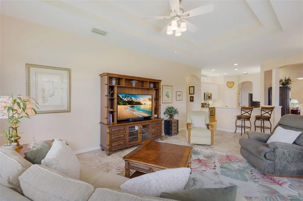 248 DAHLIA COURT Bradenton, FL 34212