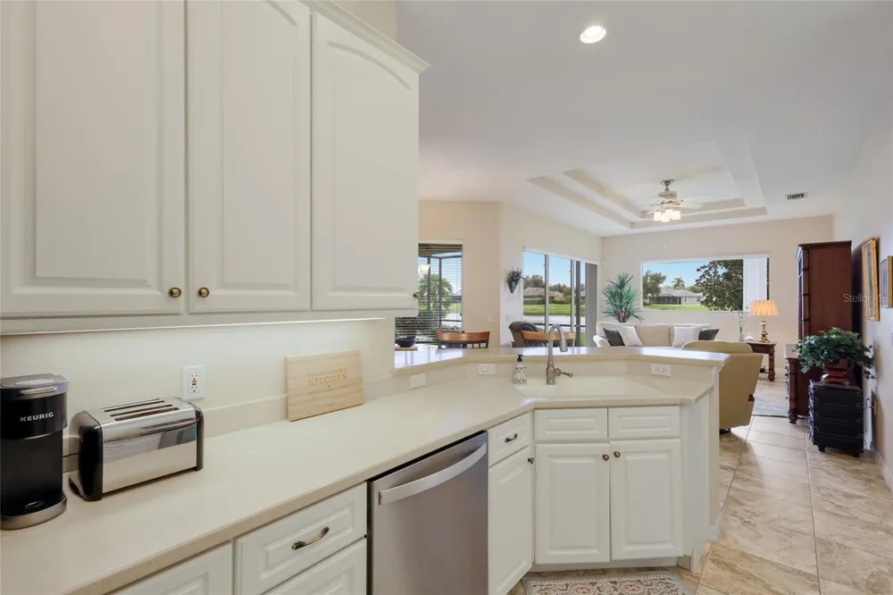 248 DAHLIA COURT Bradenton, FL 34212