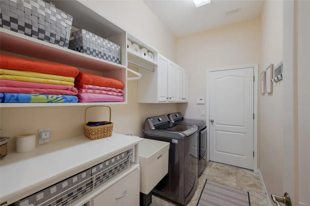 248 DAHLIA COURT Bradenton, FL 34212