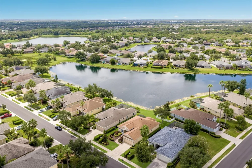 248 DAHLIA COURT Bradenton, FL 34212
