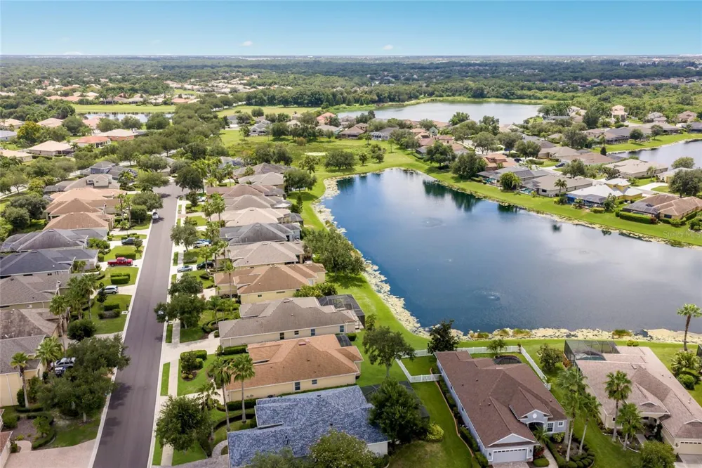 248 DAHLIA COURT Bradenton, FL 34212