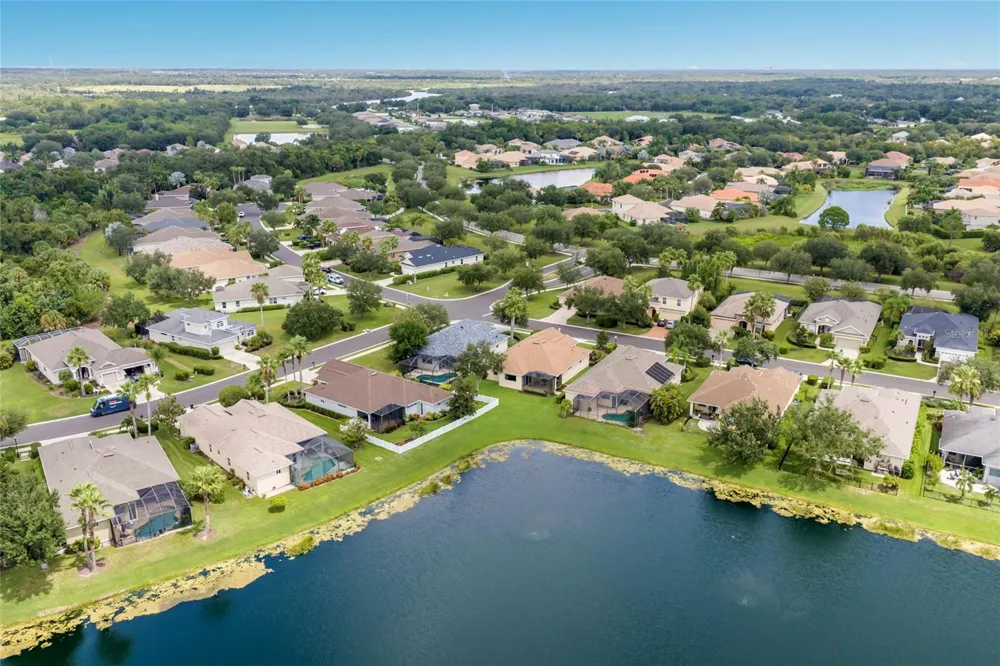248 DAHLIA COURT Bradenton, FL 34212