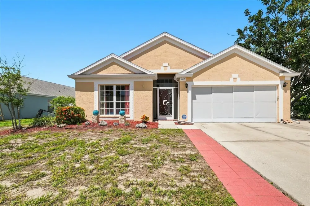 207 LAKEWAY LANE Apollo Beach, FL 33572