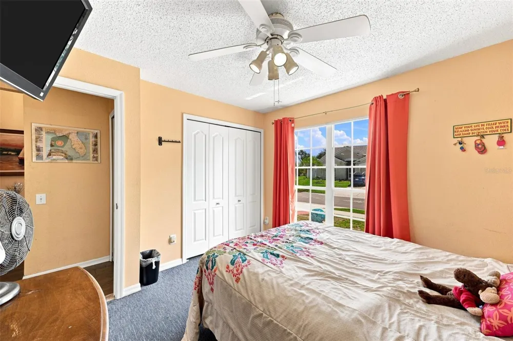 207 LAKEWAY LANE Apollo Beach, FL 33572