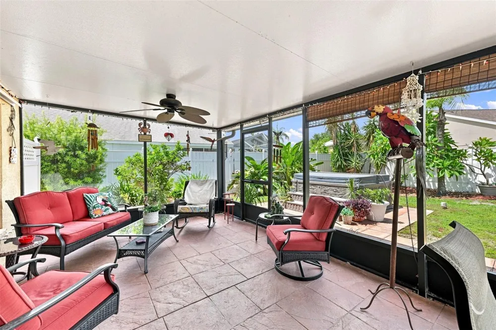 207 LAKEWAY LANE Apollo Beach, FL 33572
