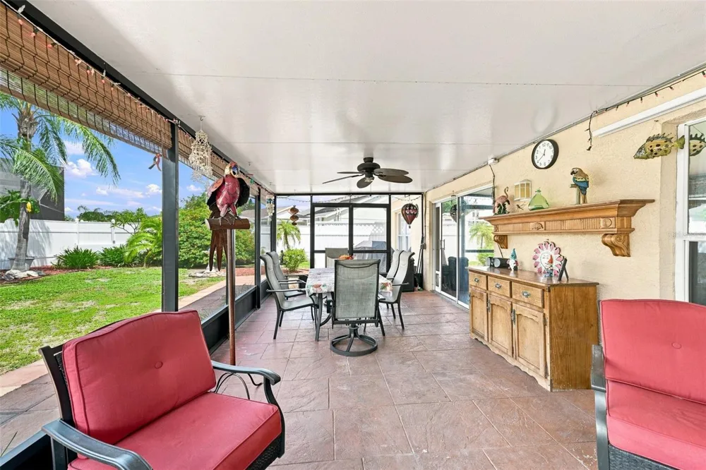 207 LAKEWAY LANE Apollo Beach, FL 33572