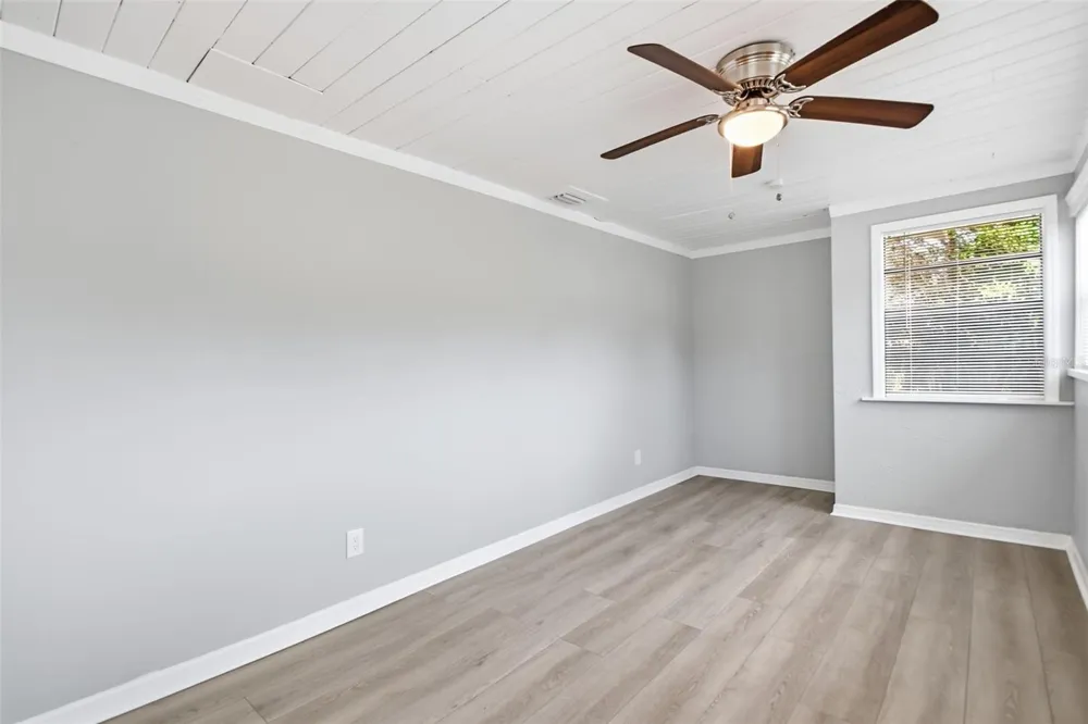 1743 30TH STREET S St Petersburg, FL 33712