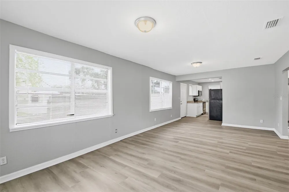 1743 30TH STREET S St Petersburg, FL 33712