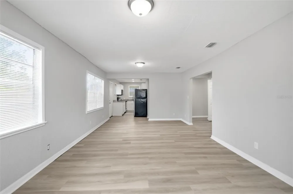 1743 30TH STREET S St Petersburg, FL 33712