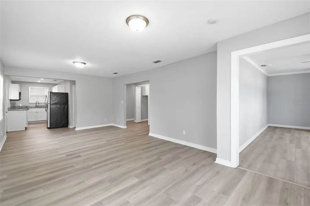 1743 30TH STREET S St Petersburg, FL 33712