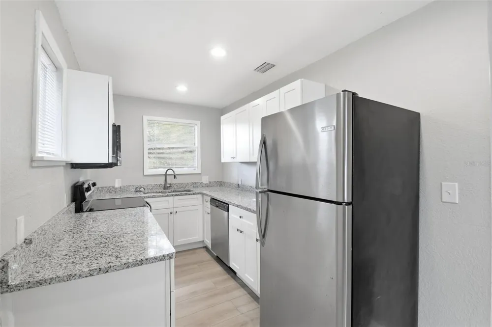 1743 30TH STREET S St Petersburg, FL 33712