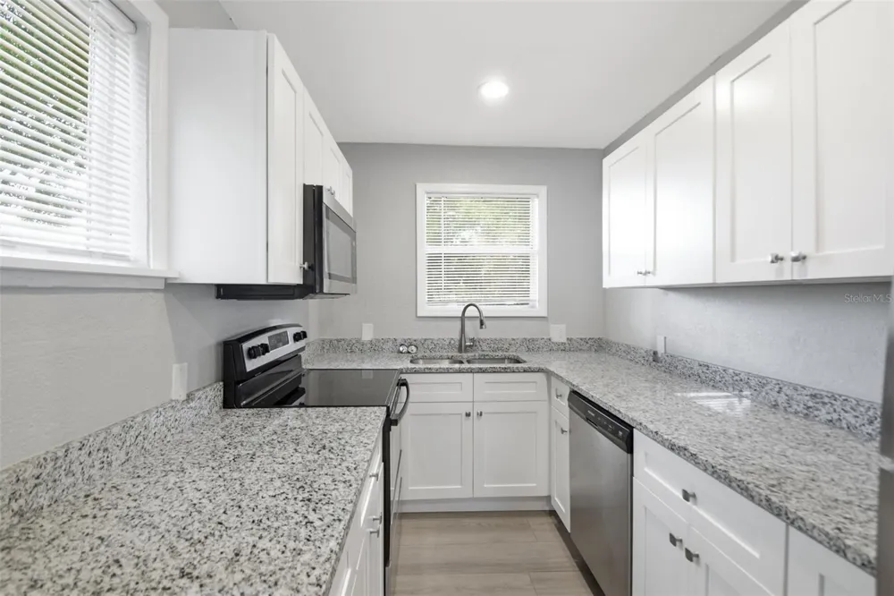 1743 30TH STREET S St Petersburg, FL 33712