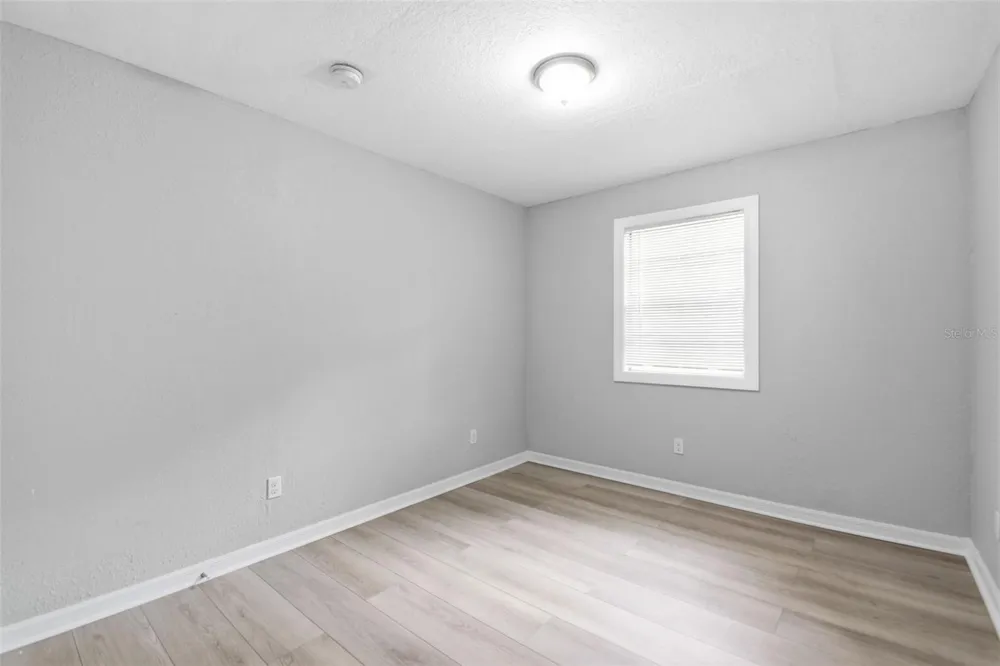 1743 30TH STREET S St Petersburg, FL 33712