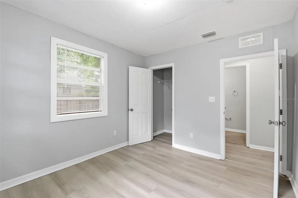 1743 30TH STREET S St Petersburg, FL 33712