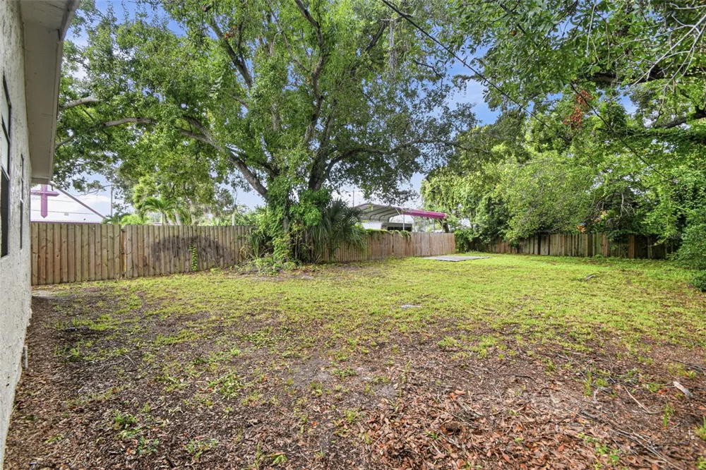 1743 30TH STREET S St Petersburg, FL 33712