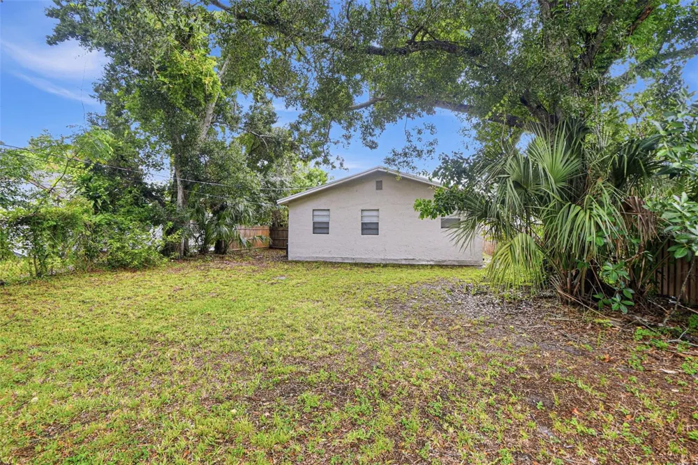1743 30TH STREET S St Petersburg, FL 33712