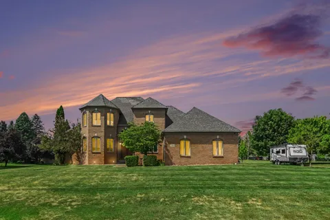 7484 Shotsilk Drive