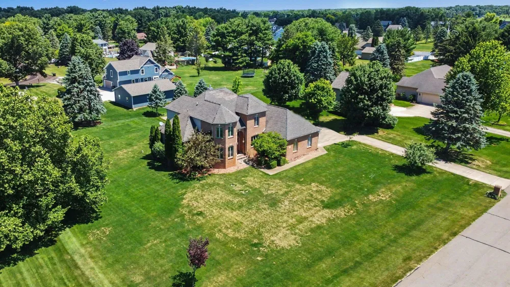 7484 Shotsilk Drive Napoleon Township, MI 49201